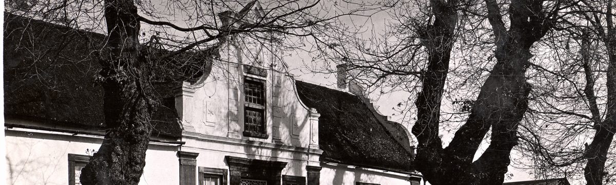 The Cape Dutch gable of La Motte, Franschhoek. Elliot Collection, Western Cape Archives and Records Service.